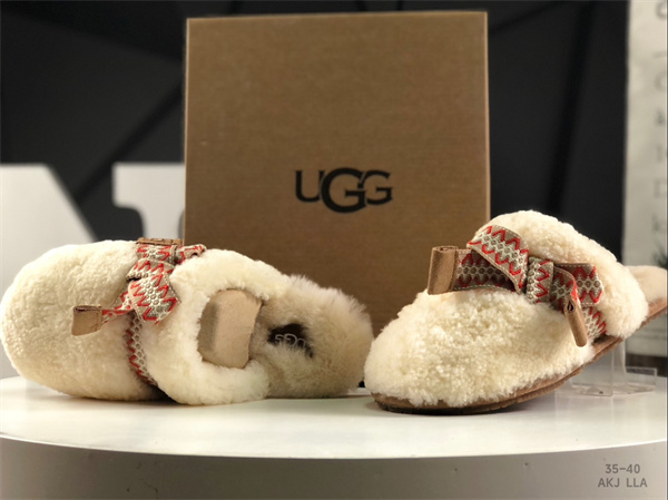 UGG Sandal-0046