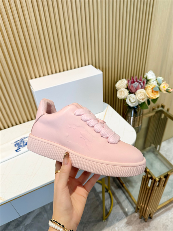 Burberry Shoes-M-0933