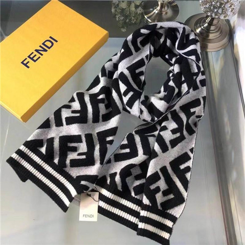 FENDI Scarve-011