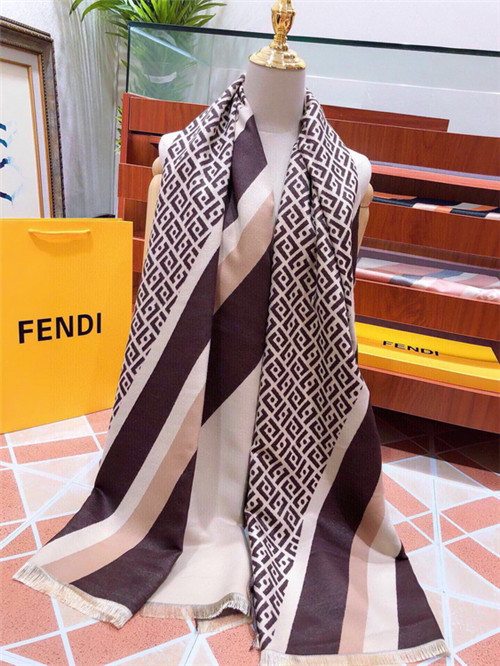 FENDI Scarve-037