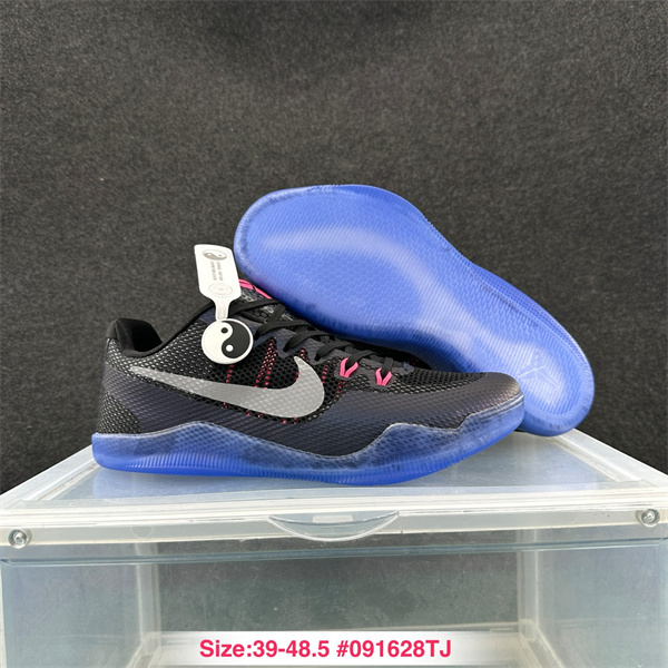 Kobe Bryant 11-M-0018