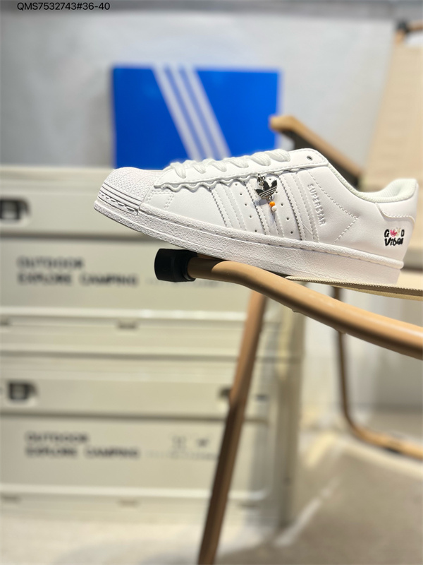 Adidas Originals Superstar-W-0572