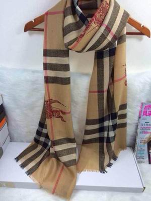 Burberry-Shawl-333