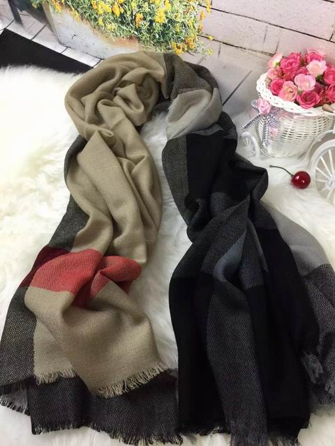 Burberry-Shawl-339