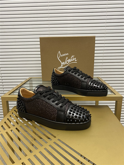 Christian Louboutin(Low)Shoes-489