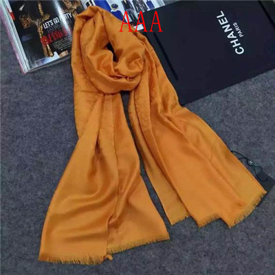 Chanel-Shawl-121