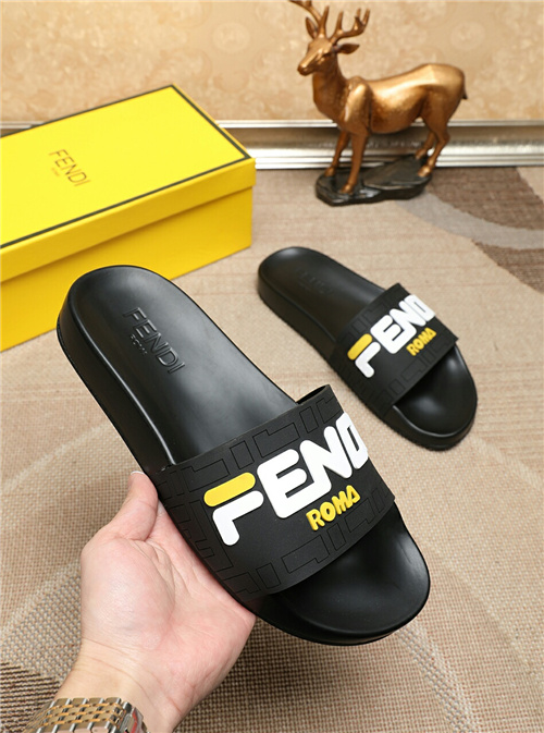 FENDI Sandal-M-172