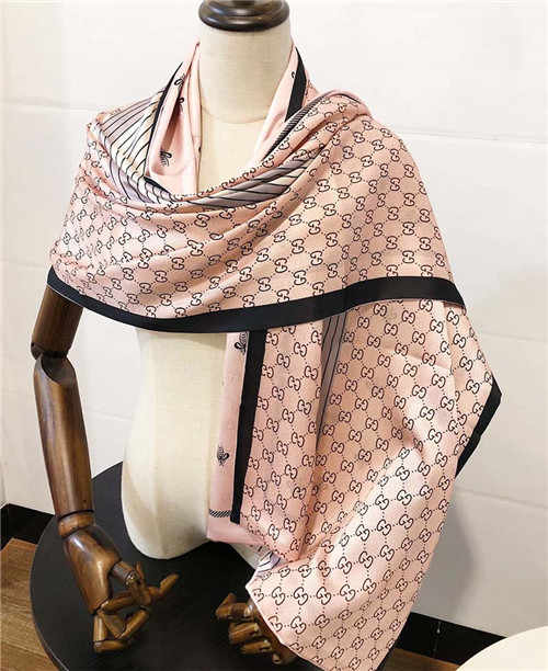 Gucci-Silk Scarf-022