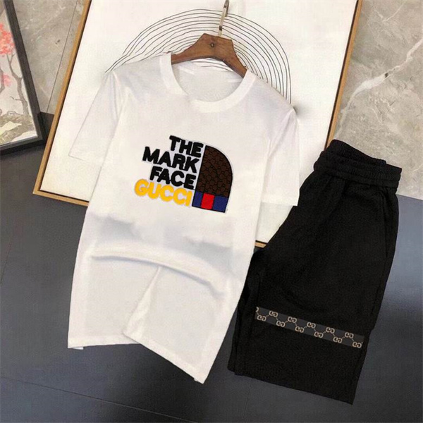 Gucci T-shirt(Suits)-476