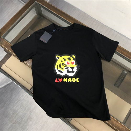 Lv Round neck T-shirt-M-1039