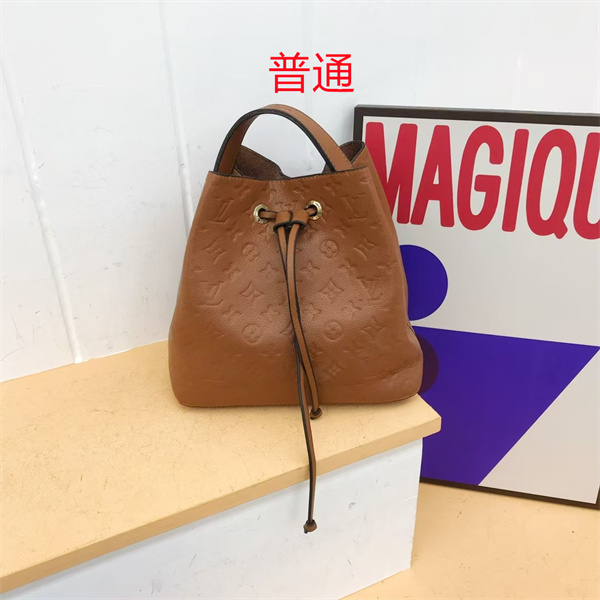 LV small bag-2415