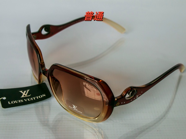 LV-Sunglass-0048