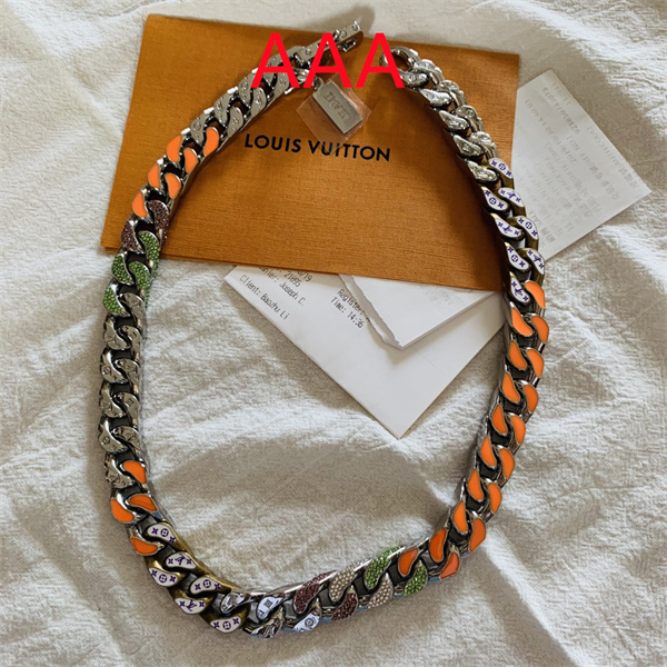 LV Necklace-079
