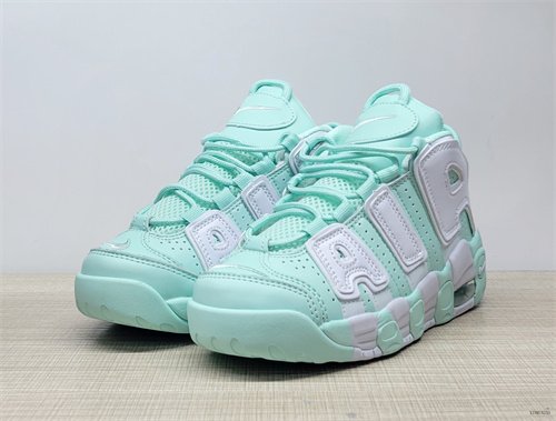NIKE AIR MORE UPTEMPO(Kids)-098