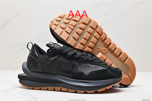 NIKE LDWAFFLE SACAI(AAA)-0004