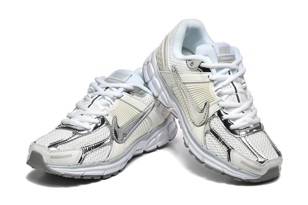 Nike ZOOM VOMERO 5-W-0007