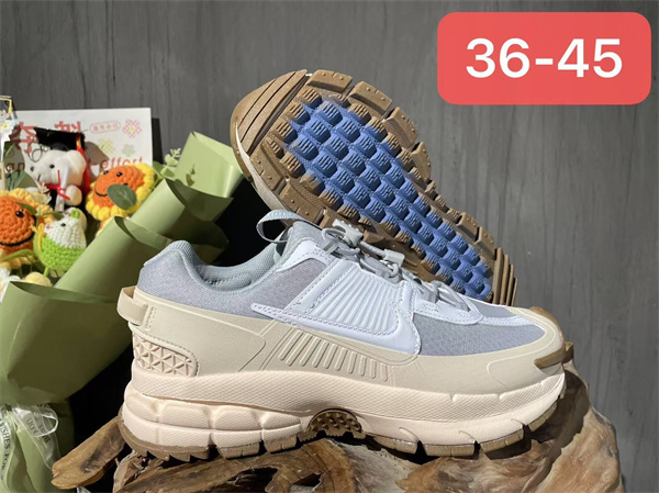 Nike ZOOM VOMERO 7-M-0002