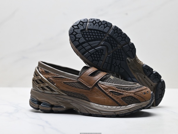 New Balance Shoes-W-2488