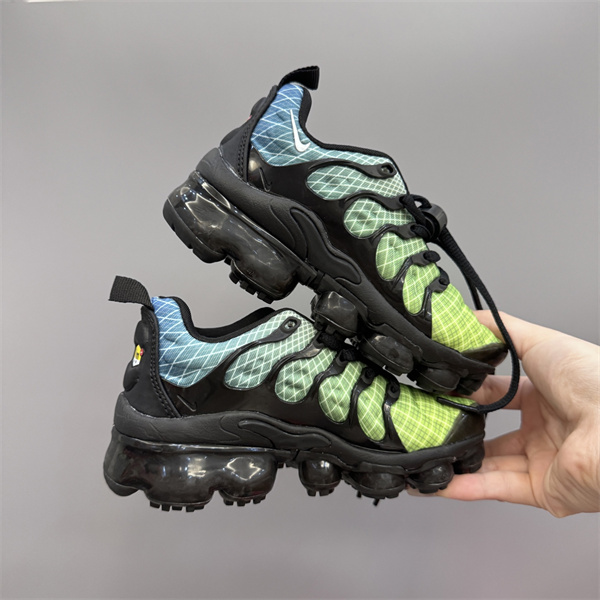 Nike Air VaporMax PLUS(Kids)-0010