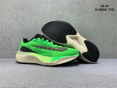 Nike Air Zoom Tempo NEXT%-M-038