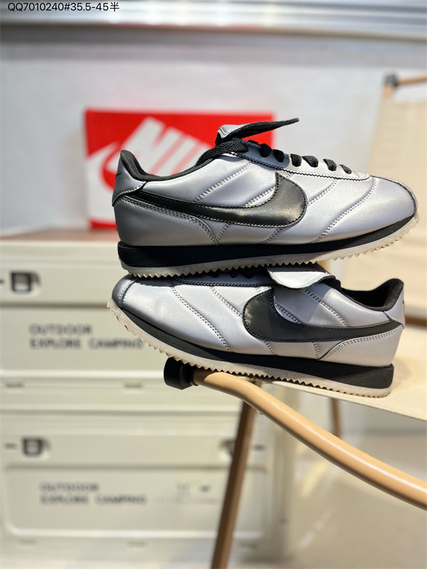 Nike Classic Cortez-W-0047
