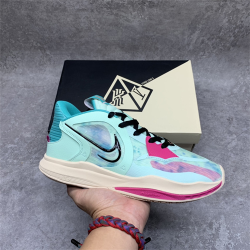 Nike Kyrie 5(Low)-010