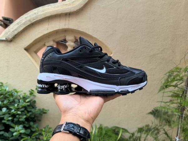 Supreme x Nike Shox Ride 2-W-0007