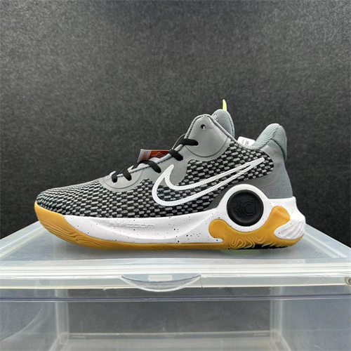 Kevin Durant's TREY 6-M-0005