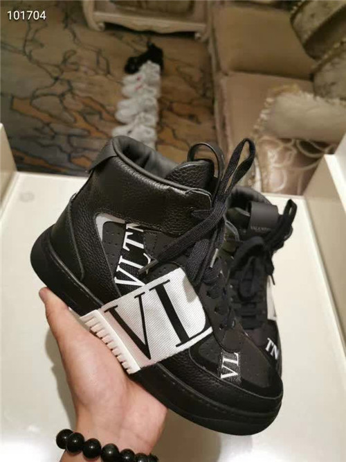 Valentino Shoes-M-184