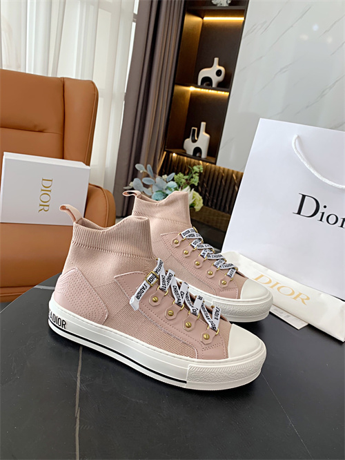 Dior Shoes-W-320